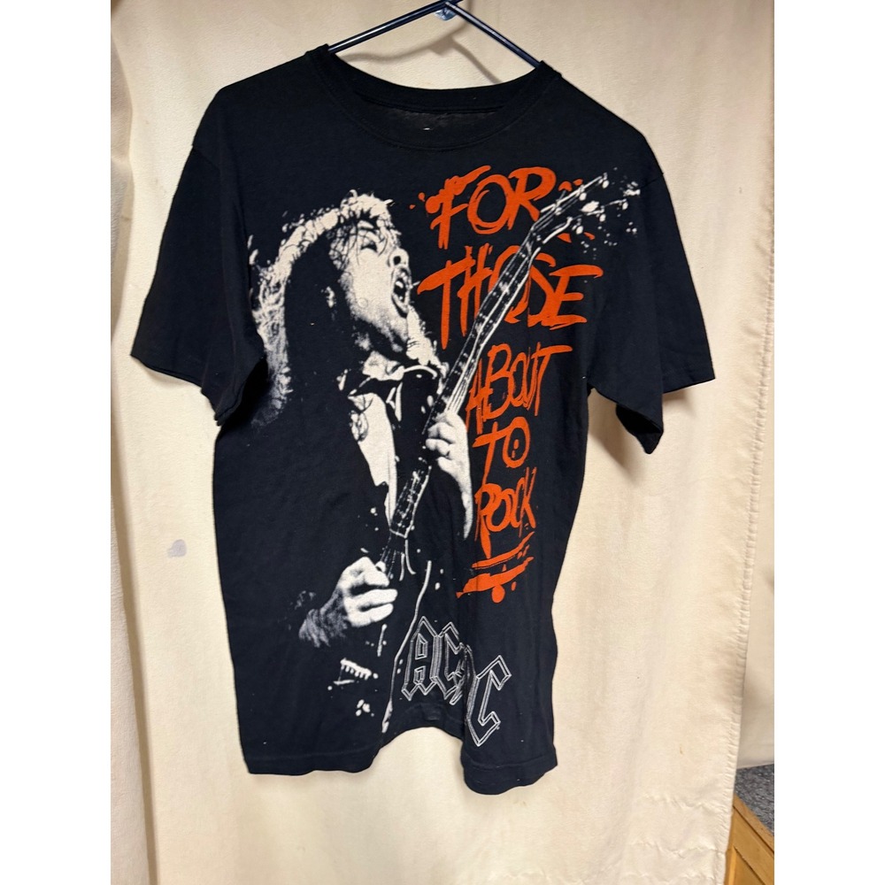 Liquid Blue AC/DC For Those About To Rock Graphic T-Shirt Black Mens M